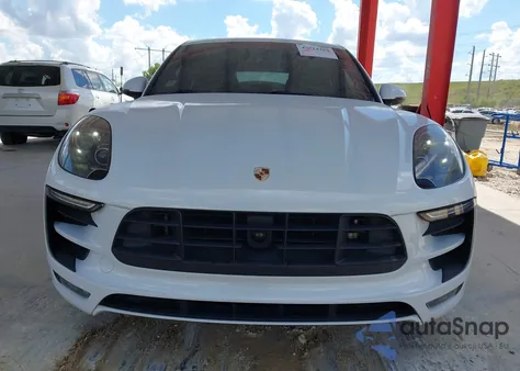 2018 Porsche Macan Gts z USA, uszkodzony, nr VIN WP1AG2A5XJLB62058